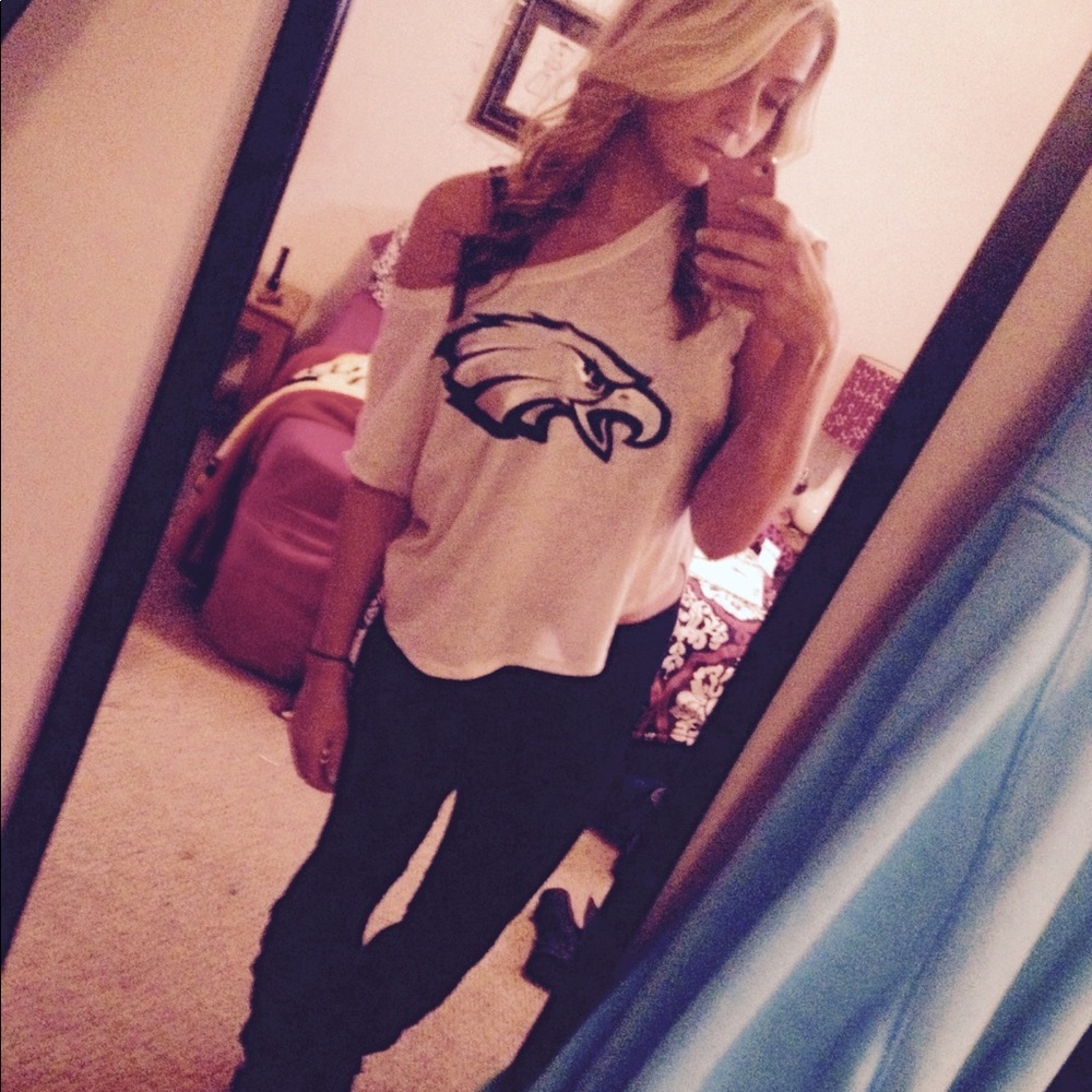 Philadelphia Eagles (off the Shoulder) Shirt